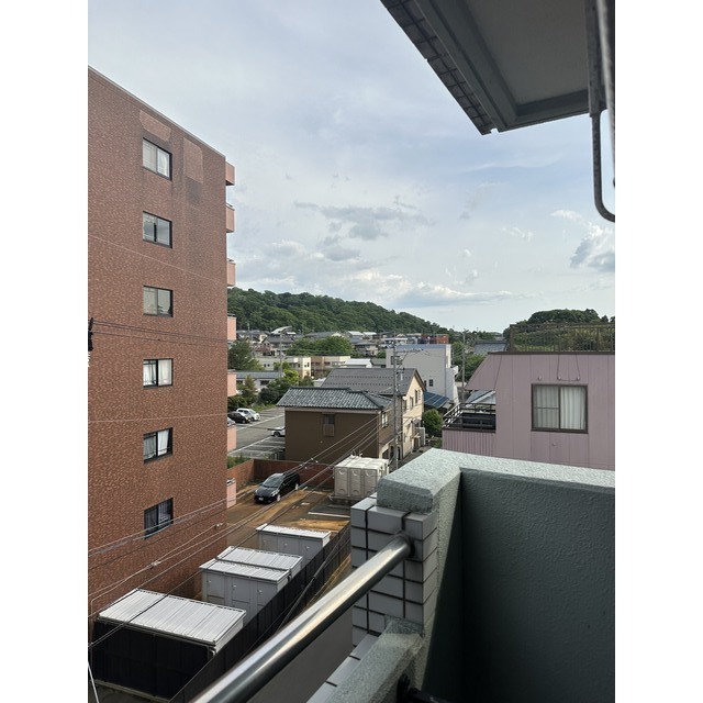 信開ウエラコート足羽 401号室