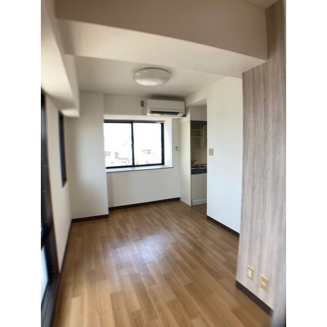 信開ウエラコート花月 607号室