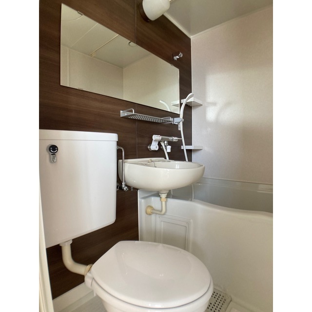 信開ウエラコート花月 607号室