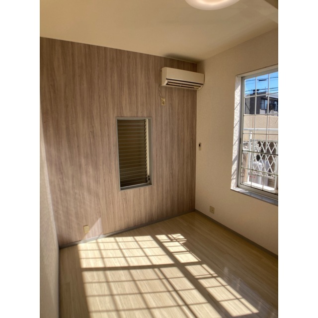 信開セルーラ開発5 106号室