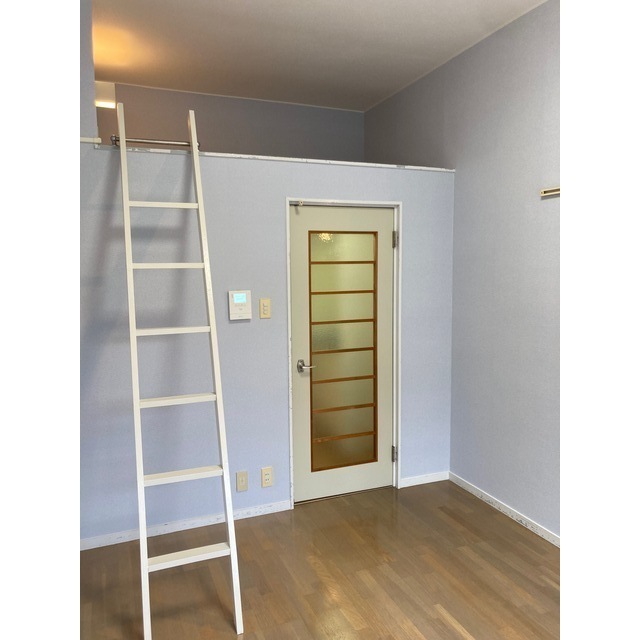 信開セルーラ日光 102号室