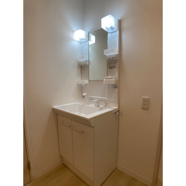 信開セルーラ日光 105号室