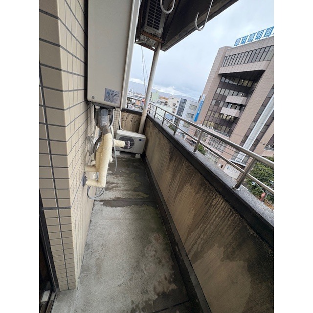 パークサイト春山 501号室