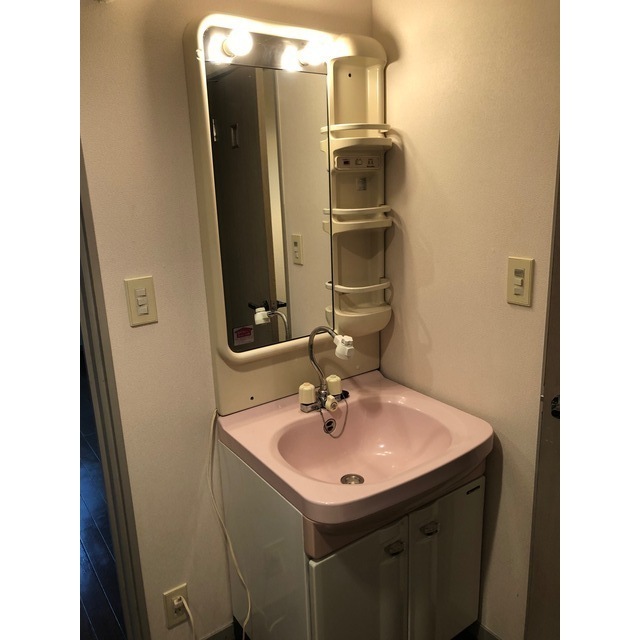 信開セルーラ南四ツ居 106号室