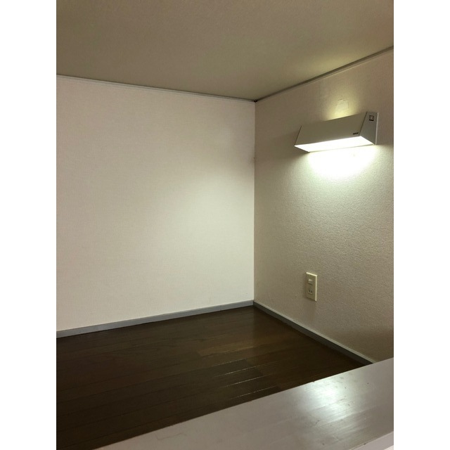 信開セルーラ南四ツ居 106号室