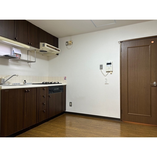 信開ドムス敦賀 2501号室