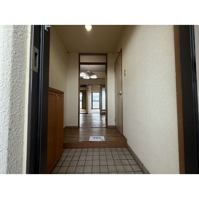 信開ウエラコート津内 310号室