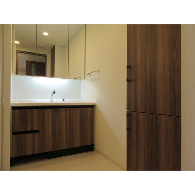 プレミア高岡駅前レジデンス 408号室