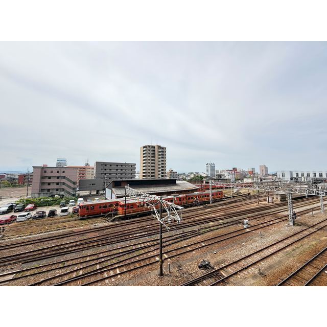 プレミア高岡駅前レジデンス 408号室