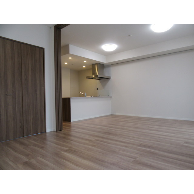 プレミア高岡駅前レジデンス 103号室