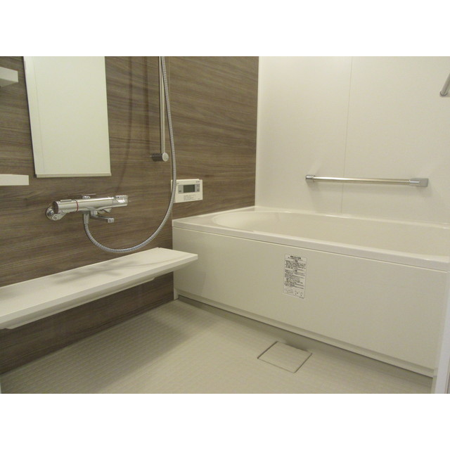 プレミア高岡駅前レジデンス 103号室