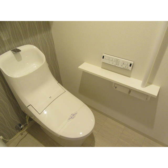 プレミア高岡駅前レジデンス 103号室