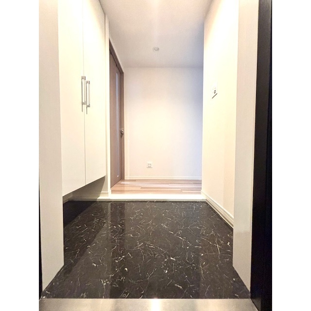 THE PREMIERE〈新潟駅 万代〉 1813号室