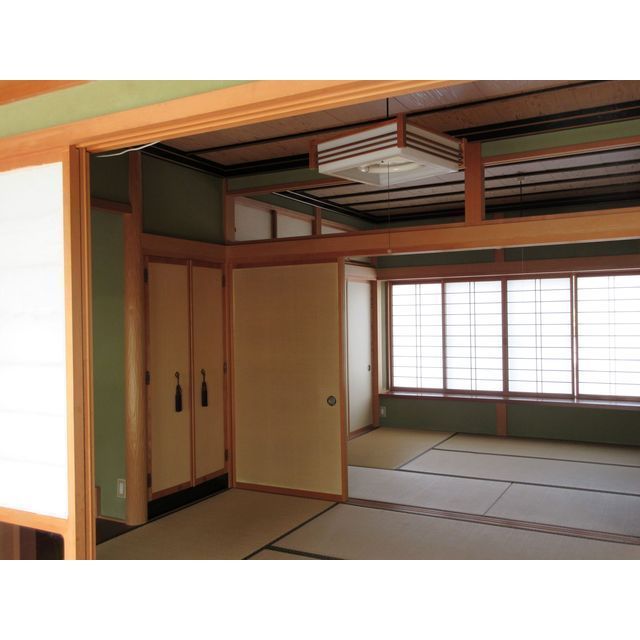 伏木矢田貸家 A号室
