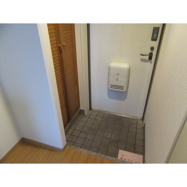 スカイコートモリ 502号室