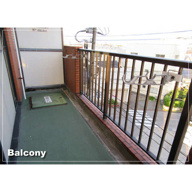 スカイコートモリ 206号室