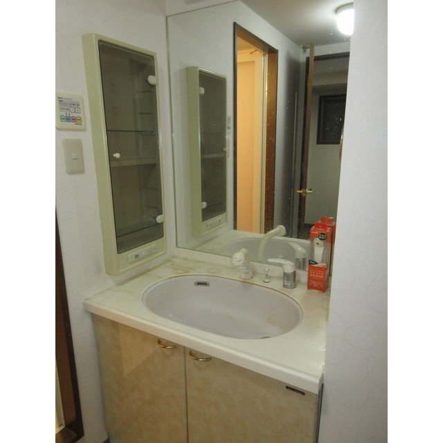 アパガーデンコート万代 410号室