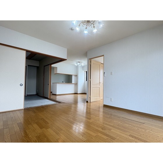 アパガーデンピア中央町 205号室