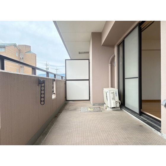 アパガーデンピア中央町 205号室